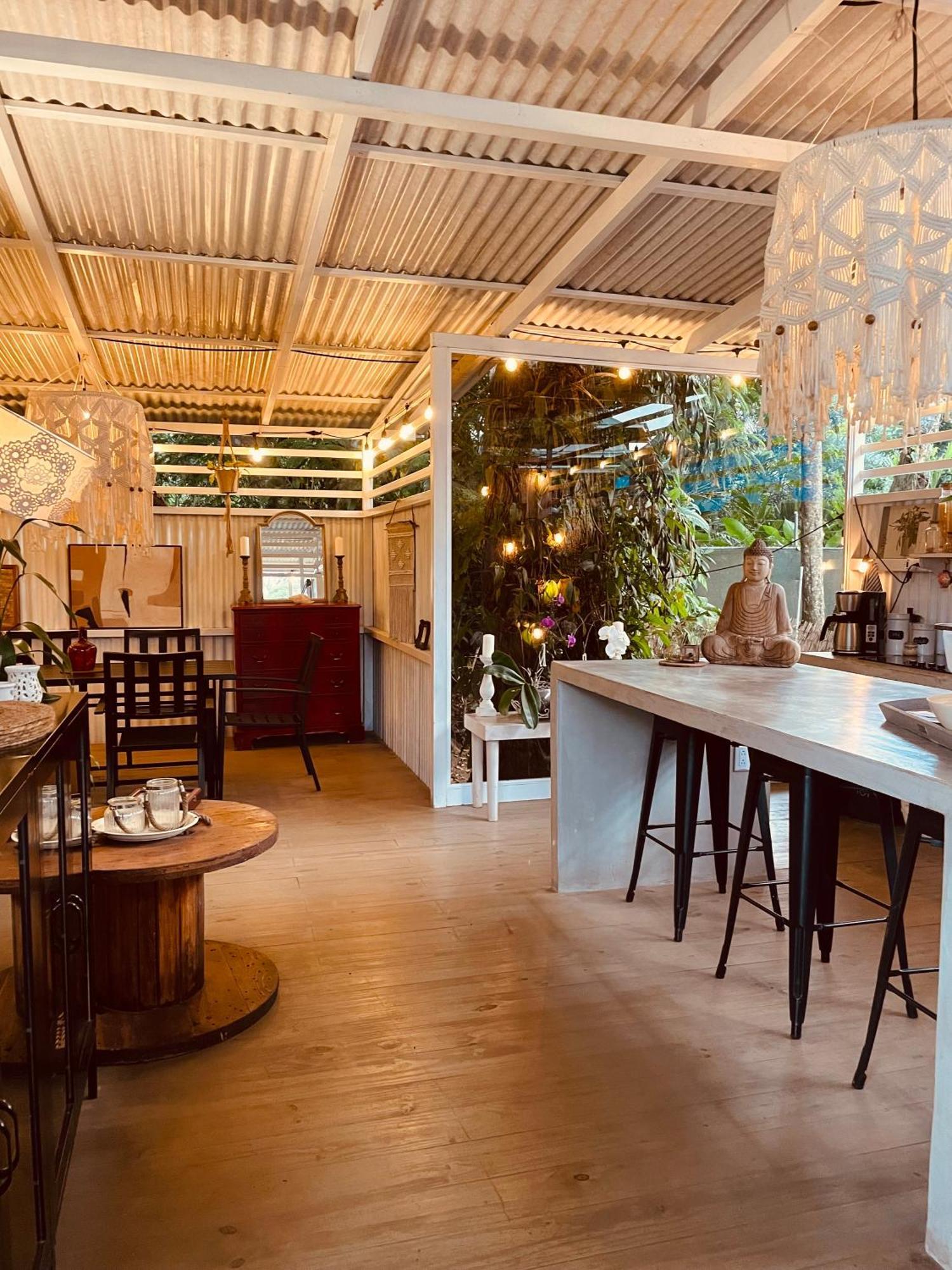 Casa Luce Bed and Breakfast Puerto Viejo de Talamanca Εξωτερικό φωτογραφία